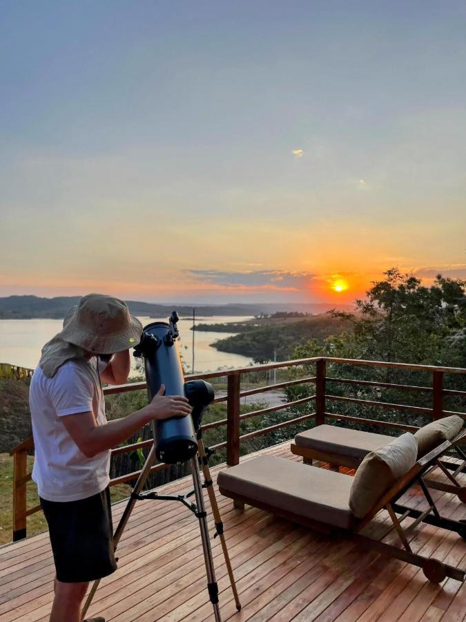 Chale Recanto - Ofuro, Banheira, Vista, Cachoeira E Lago Alexania Zewnętrze zdjęcie